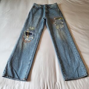 BDG Urban Outfitters Cowboy Jean Embroidered Light Wash Size 26 Boho